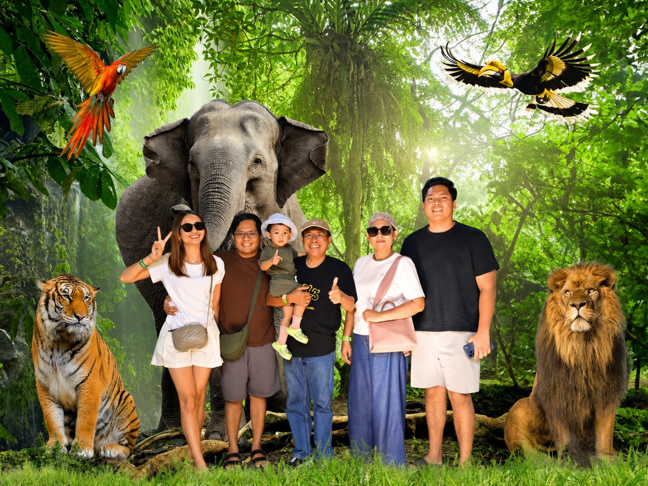 Axel bersama keluarga dalam petualangan safari